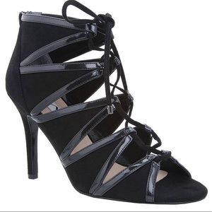 Nina Shoes - Black suede heel 👠NWOT Nina Shoes - Black suede heel 👠NWOT